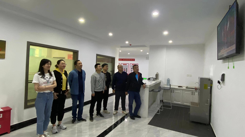 微信图片_20220511163116_副本.jpg