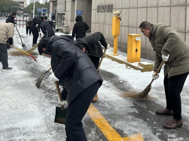 除雪照片_副本.jpg