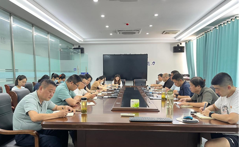 院领导高分上党课_副本.png